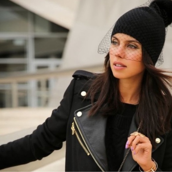 🆕BCBGMaxAzria CAMEL LEOPARD PRINT BEANIE WITH BLACK VEIL & RABBIT FUR POMPOM - Picture 6 of 8